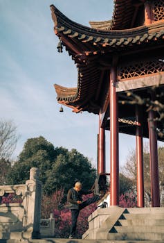 中年职场乌托邦,去国企躺平就好了吗? 新闻