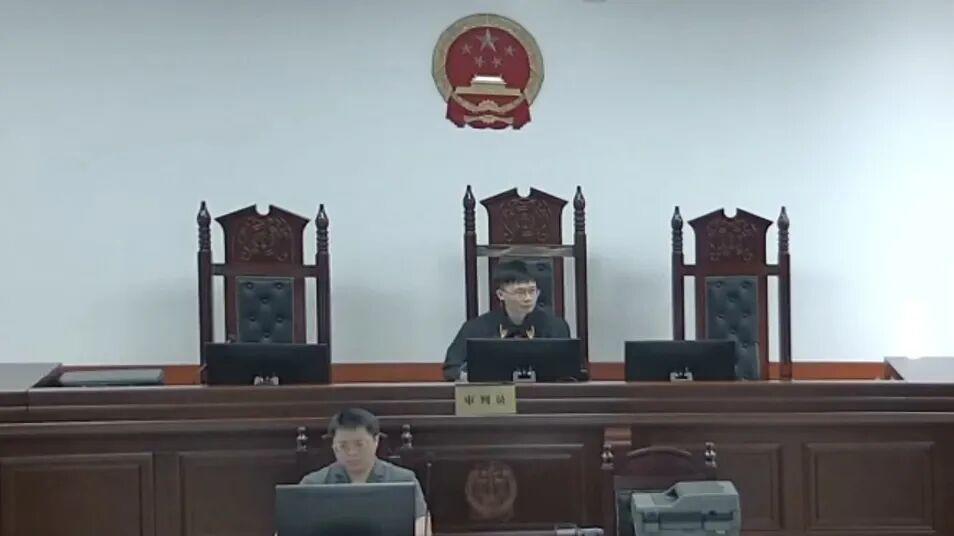  女子捡到手机藏了4个月，失主通过Wi-Fi定位找上门，发现手机已被重置_0227222957 新闻 女子捡到手机藏了4个月，失主通过Wi-Fi定位找上门，发现手机已被重置_0227222957 新闻