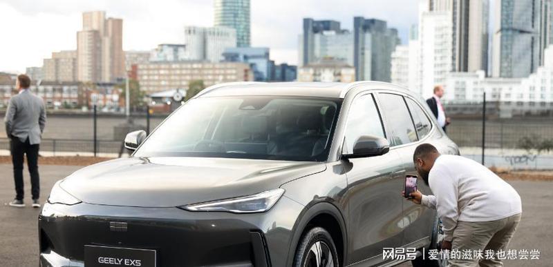  技术跃迁的底层逻辑：从追赶者到定义者的中国方案深度拆解 IT技术 技术跃迁的底层逻辑：从追赶者到定义者的中国方案深度拆解 IT技术 技术跃迁的底层逻辑：从追赶者到定义者的中国方案深度拆解 IT技术 技术跃迁的底层逻辑：从追赶者到定义者的中国方案深度拆解 IT技术