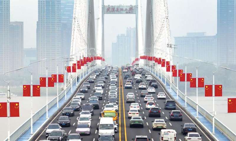  当科技遇见春天：两会通道上那些让平凡人热血沸腾的瞬间 新闻 当科技遇见春天：两会通道上那些让平凡人热血沸腾的瞬间 新闻 当科技遇见春天：两会通道上那些让平凡人热血沸腾的瞬间 新闻